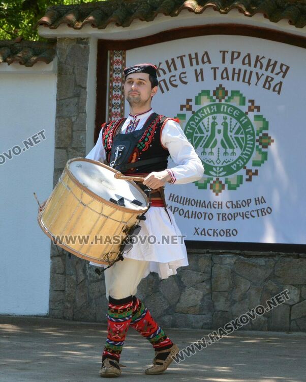 Голямо хоро, концерт на детски ансамбли и “Чинари” във втория ден на събора “Китна Тракия”
