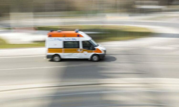 След пожара в сграда в Перник: Откриха тяло на мъж