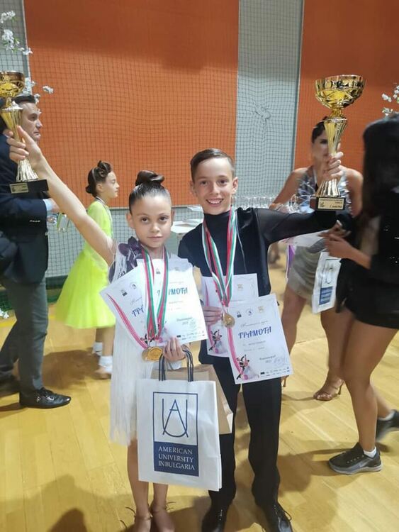 За гордост! Смолянско момче грабна Купата на България по спортни танци в Благоевград