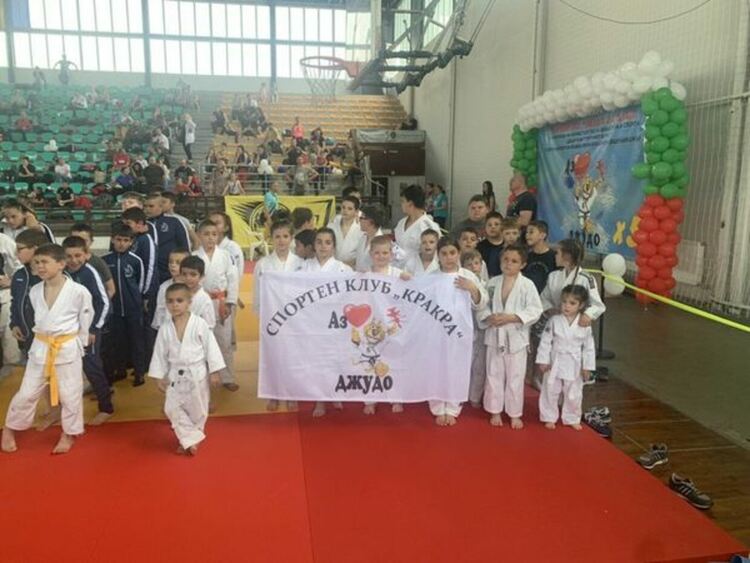 V-то издание на традиционния турнир „Аз обичам джудо“ се проведе в зала „Борис Гюдеров“ 