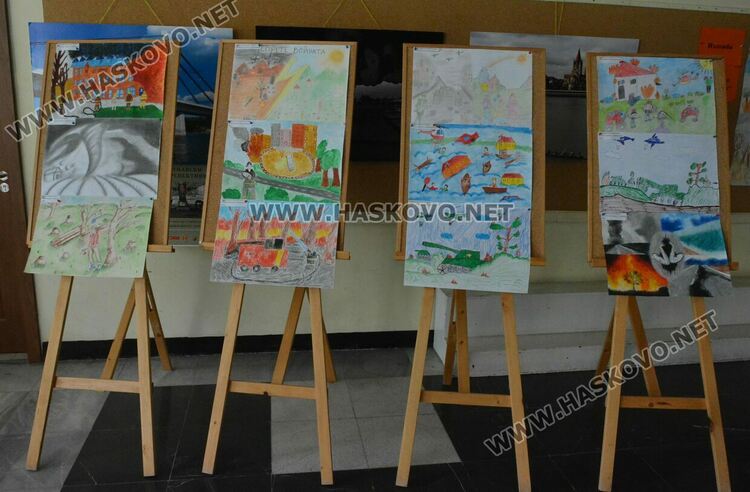 Класираха 48 рисунки от Хасковско за международния конкурс „С очите си видях бедата“