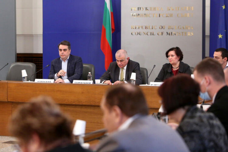 Тристранката подкрепи въвеждането на Паневропейския пенсионен продукт