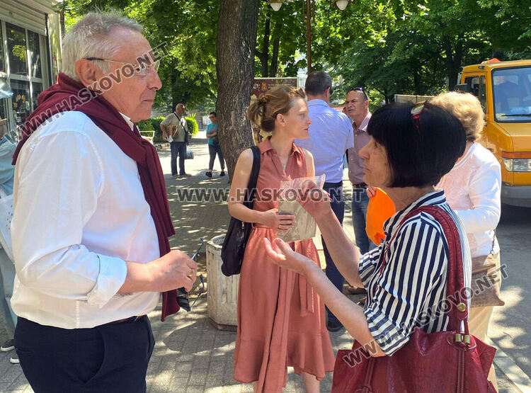 Паметна плоча на Георги Чонев ще напомня на Хасково за отминали времена на ценности и чест