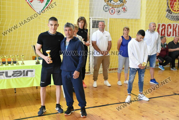 Наградиха 10-те най-добри спортисти на Спортното училище