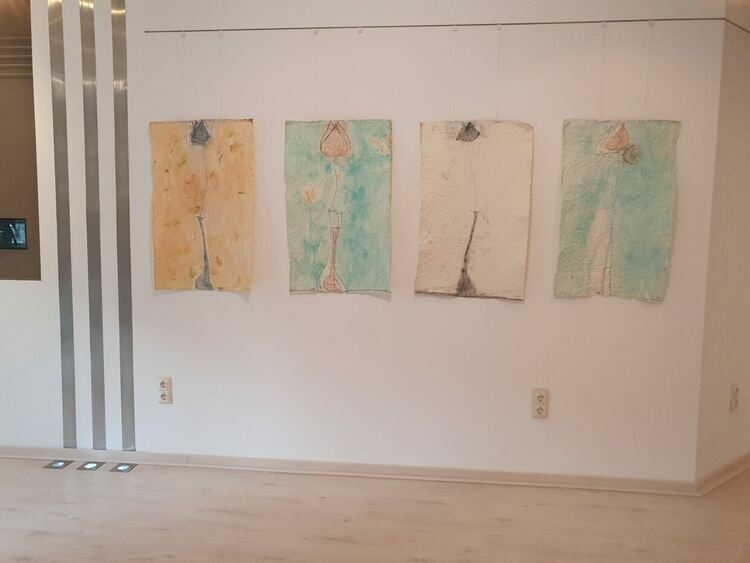 Галерия "Резонанс" представя изложбата на Иван Генов "А ти не бе до мен"