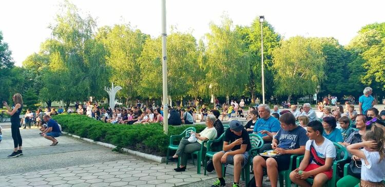 Първи самостоятелен концерт на Наутилус бенд - Първомай