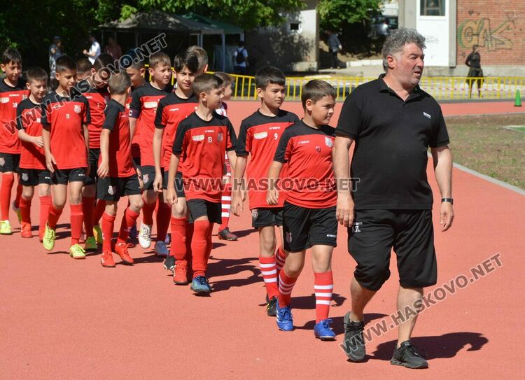 Стартира детският футболен турнир на стадион „ Младост“