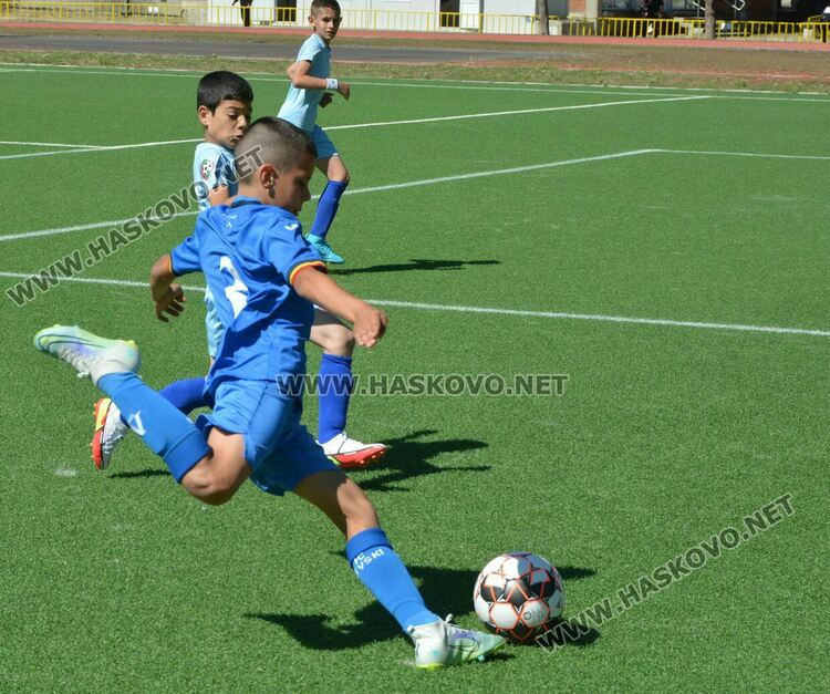 Стартира детският футболен турнир на стадион „ Младост“