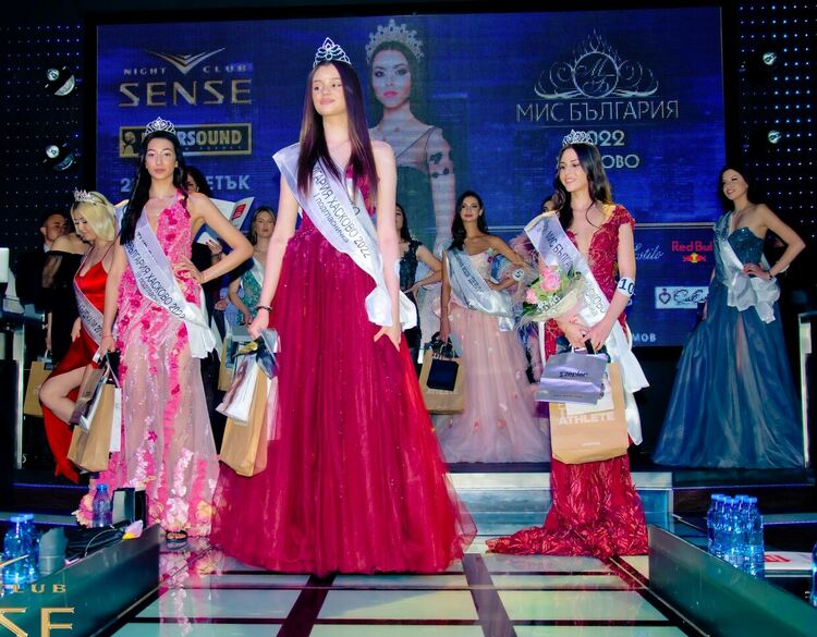 Хасково излъчи за 8-ми път претендентки за "Мис България"