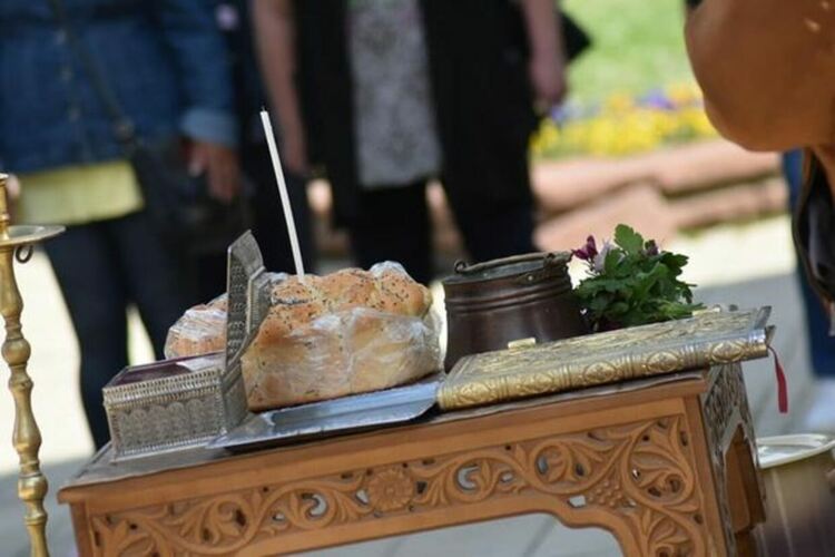 На 22 май бе отслужен традиционният молебен и водосвет за здраве и благоденствие