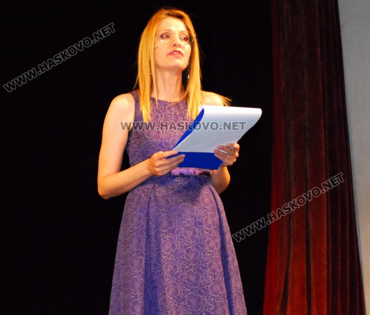 Празничен концерт и награди за трима учители и трима културни деятели за 24 май