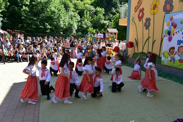 ДГ "Зорница" отбеляза своя 35-ти рожден ден 