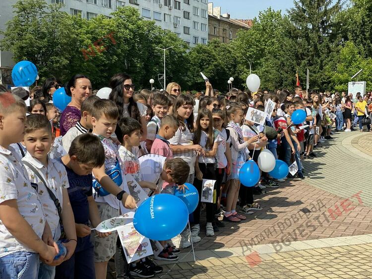 Димитровград чества празника на Светите братя Кирил и Методий, на българската азбука, просвета и култура
