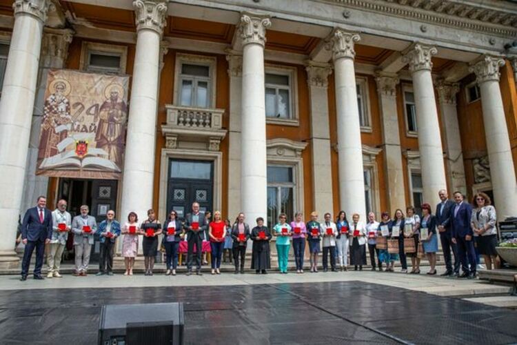 Перник тържествено отпразнува 24 май – Ден на Светите братя Кирил и Методий, на българската азбука, просвета и култура и на славянската книжовност