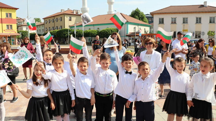 Ардино отбеляза 24 май -  Денят на българската просвета и култура