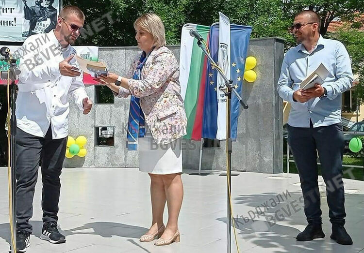 Ротари Клуб Момчилград  връчи награди за изявени ученици в четири общини