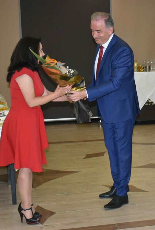 Наградиха най-изявените учители в община Асеновград 