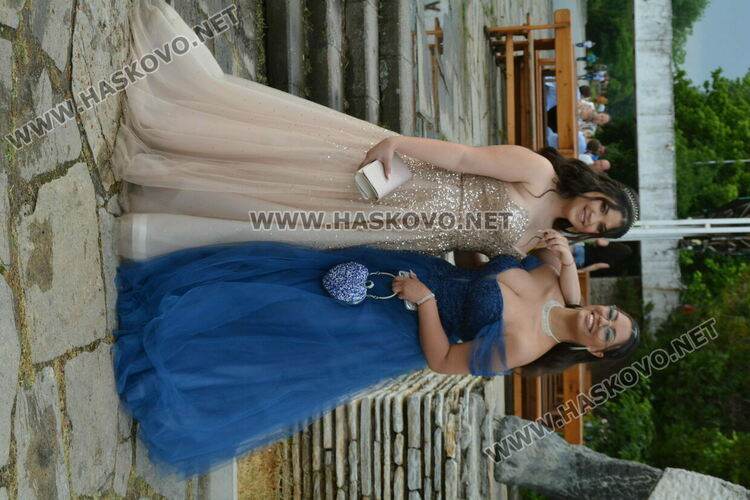 Абитуриентите на Спортното училище сложиха край на сезона на баловете