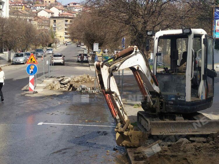 Проблеми с водоснабдяването  в кв.”Байкал”, заради ремонтите по Водния цикъл