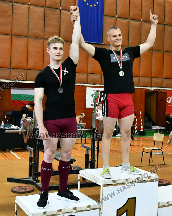 Хасково е домакин на Държавното първенство по вдигане от лег