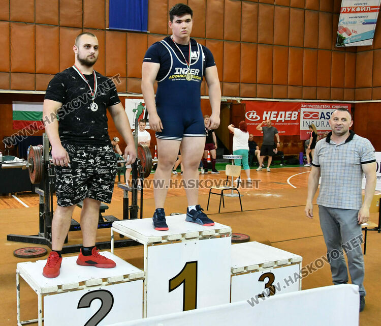 Хасково е домакин на Държавното първенство по вдигане от лег