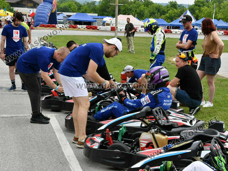 Стартира 24-часово състезание на картинг пистата в Хасково