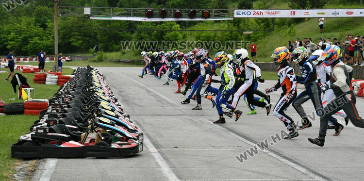 Стартира 24-часово състезание на картинг пистата в Хасково