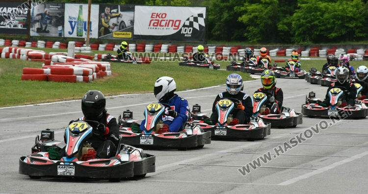 Стартира 24-часово състезание на картинг пистата в Хасково