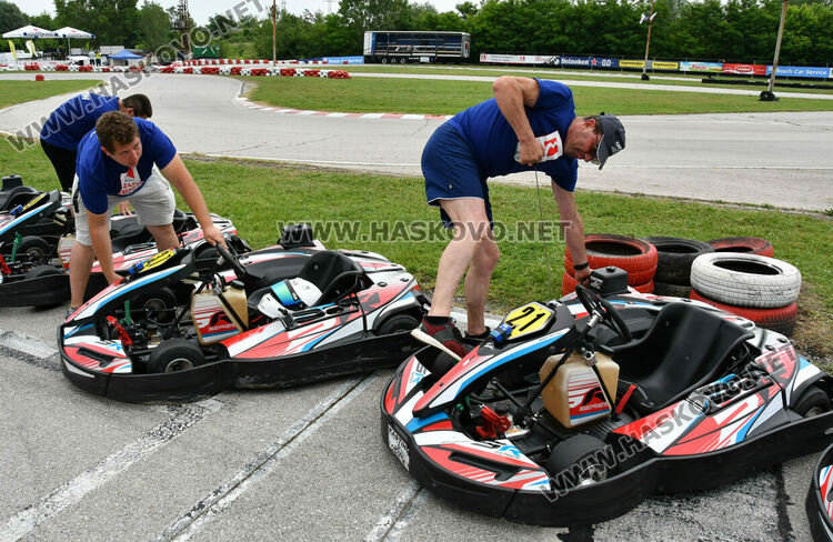 Стартира 24-часово състезание на картинг пистата в Хасково
