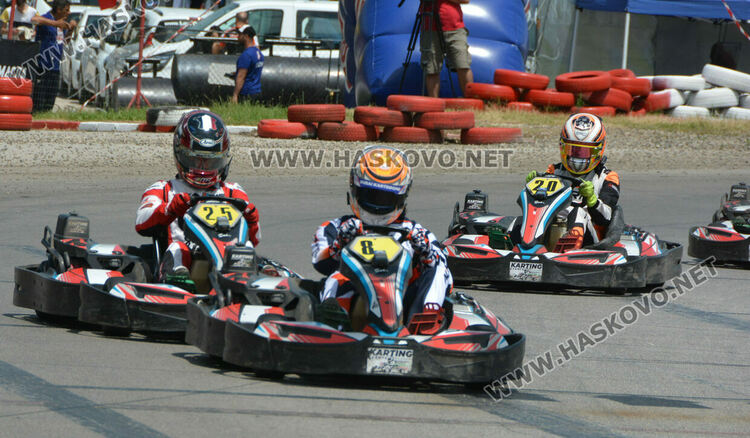 Българо-италиански отбор и тим от Франция са победители в картинг състезанието в Хасково
