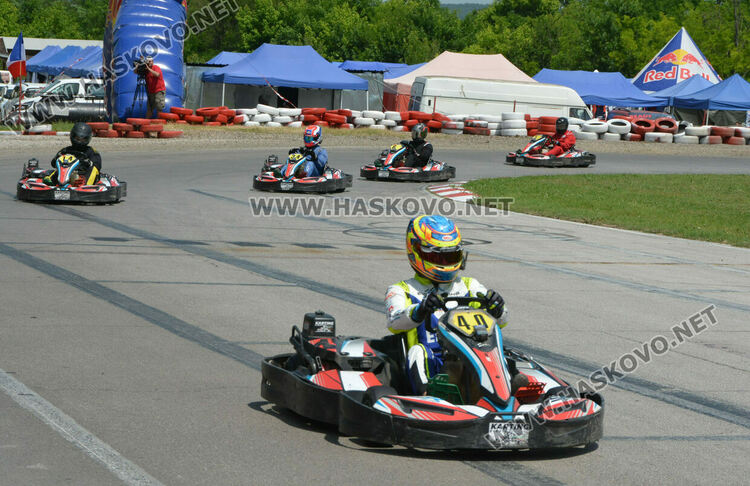 Българо-италиански отбор и тим от Франция са победители в картинг състезанието в Хасково