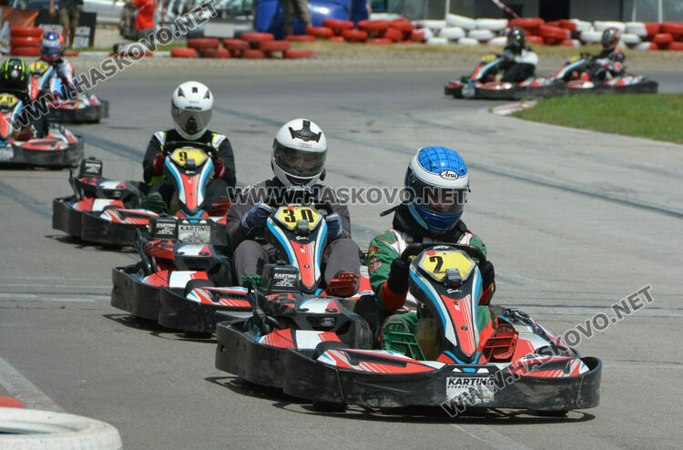 Българо-италиански отбор и тим от Франция са победители в картинг състезанието в Хасково