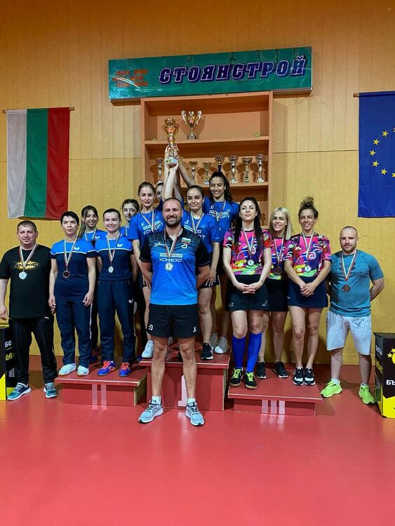 „Юнак“ за втора поредна година стана вицешампион на България по тенис на маса при жените