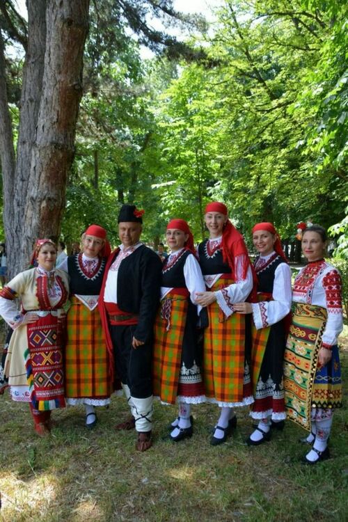 Заря, Графа и цветно настроение за празника на Асеновград (снимки)