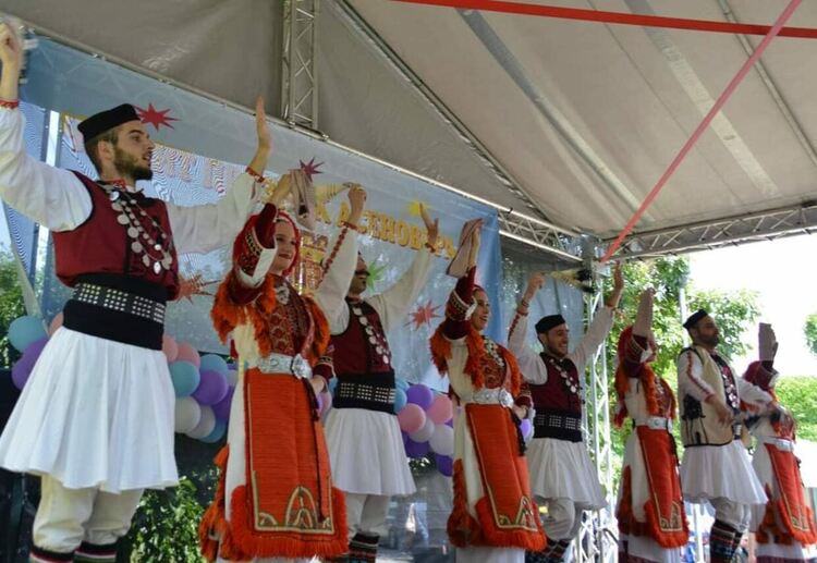 Заря, Графа и цветно настроение за празника на Асеновград (снимки)