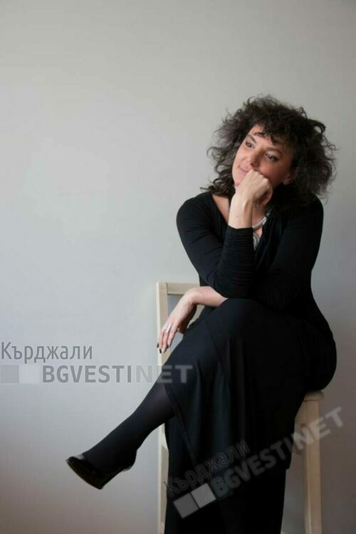 Гостува ни Виктория Стоянова с изложбата „Сестра на Вятъра”