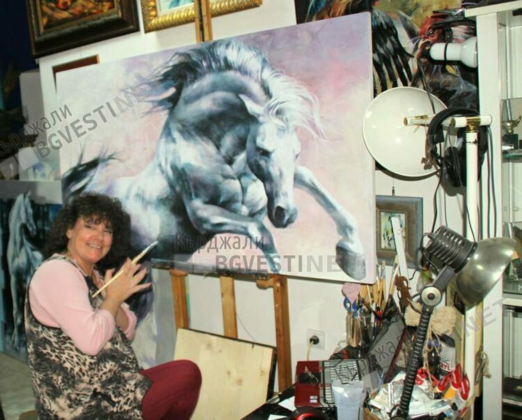 Гостува ни Виктория Стоянова с изложбата „Сестра на Вятъра”