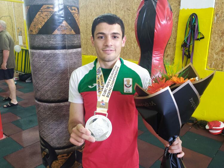 Ергюнал Сабри-Оги: Посвещавам сребърното отличие на България!