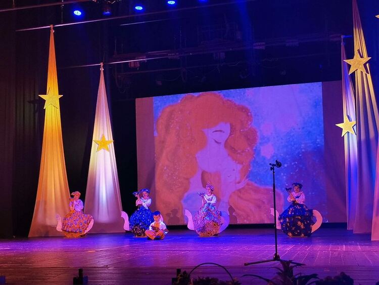 С голям концерт-спектакъл ДГ "Зорница" отпразнува 60 години от създаването си 