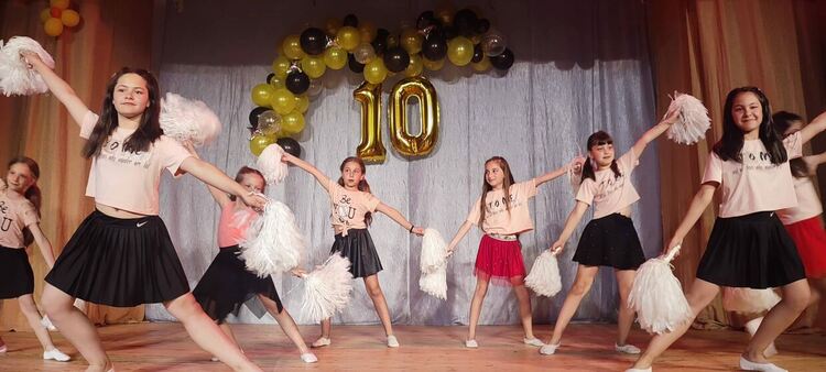 Школата за модерни и спортни танци на ОДК навърши десет години