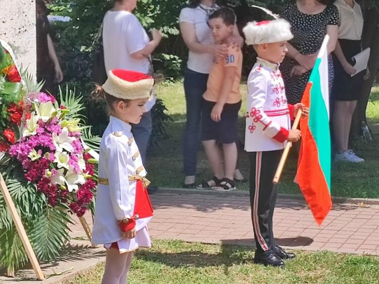 Димитровград почете Ботев и загиналите за Свободата на България