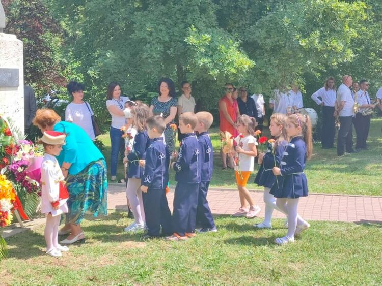 Димитровград почете Ботев и загиналите за Свободата на България