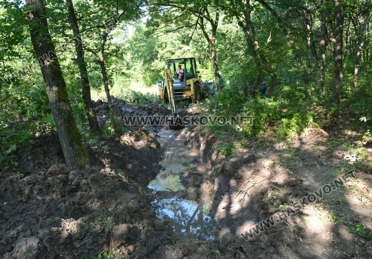 Част от „Кенана“ е 3 дни без вода, ВиК отстранява втора авария