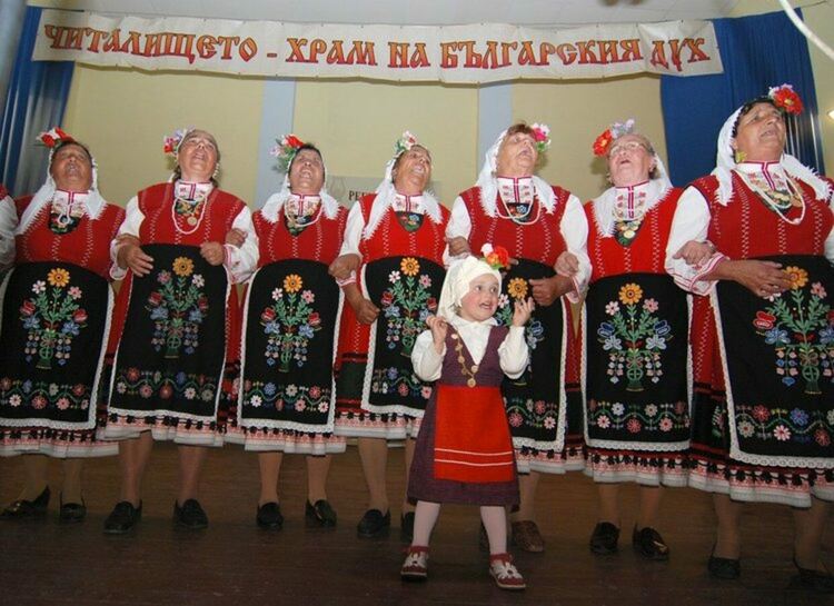 Национален фолклорен фестивал "Читалището - храм на българския дух" ще се проведе в село Крепост