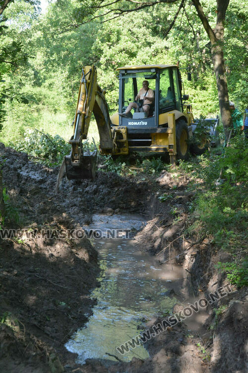 Част от „Кенана“ е 3 дни без вода, ВиК отстранява втора авария