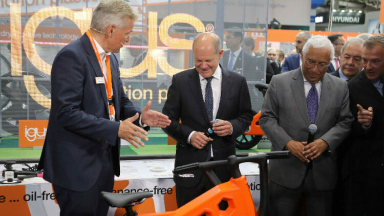 Германия увеличава минамалното почасово заплащане на 12 евро