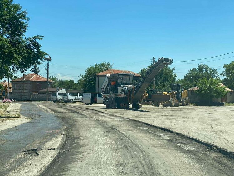 През следващите дни пътят Дълбок извор - Патриарх  Евтимово ще е затворен