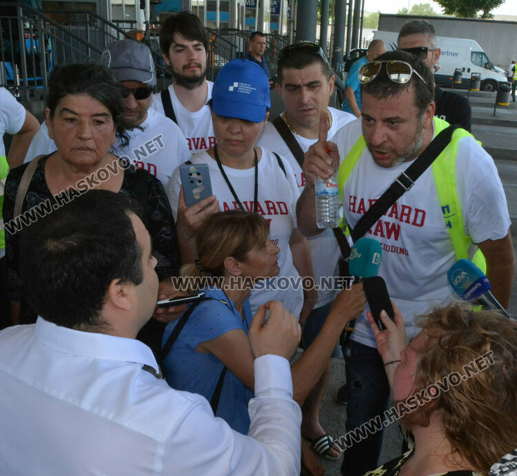 Протест на превозвачите на границата с Турция, искат разговори с министър Събев