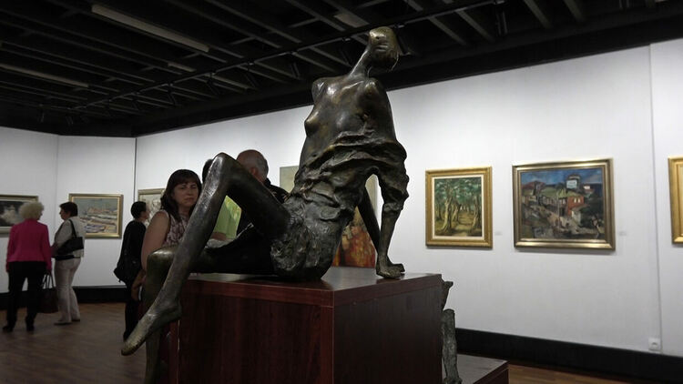 Изложба на 60 художници показва величието на българския пластичен дух