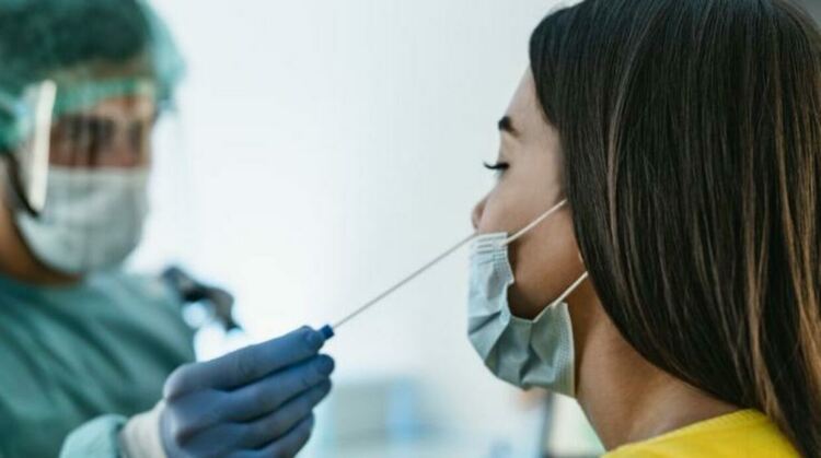 Експертите успокоиха: Не се очаква нова COVID вълна наесен